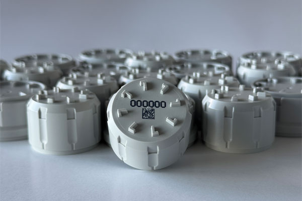 Grey caps with 2D code